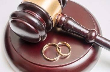 The Role of a Military Divorce Lawyer in New York